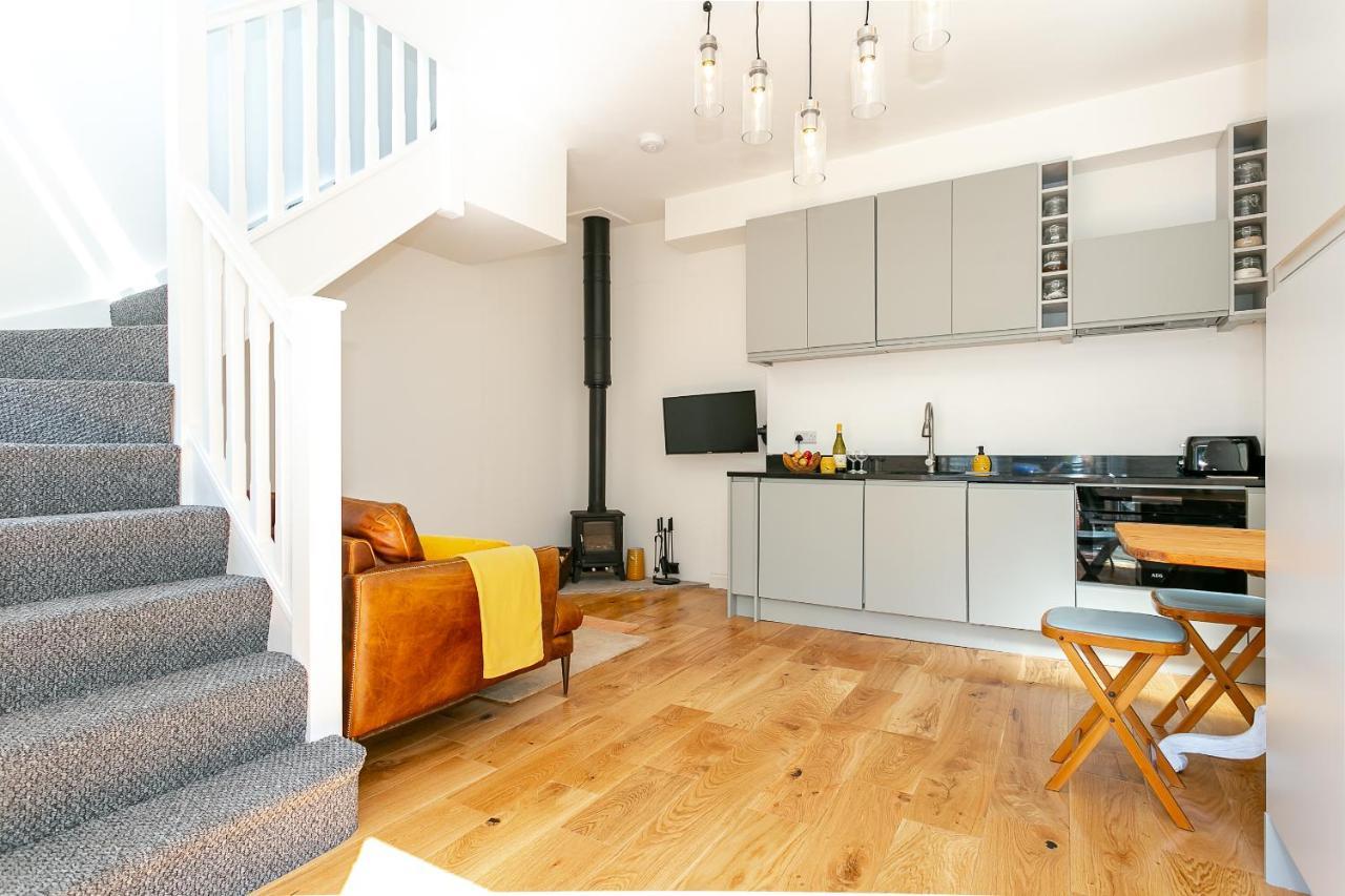 The Bs Hive, Modern, Stylish, 2 Bedroom House, In Harrogate Centre Zewnętrze zdjęcie